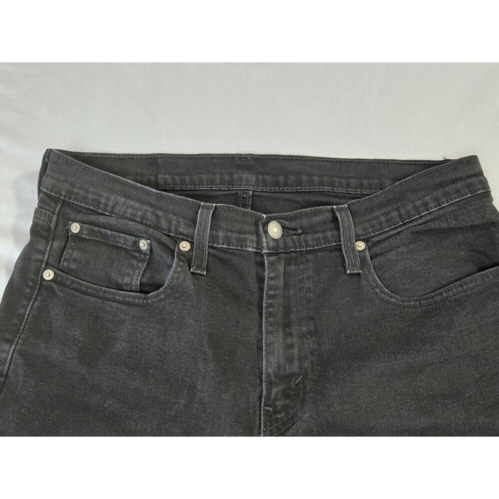 Levi's 550 Men's Relaxed Fit Straight Black Jeans Red Tab - Picture 3 of 4